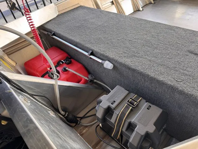 Slide: The Image of Southfork 1652SS Custom Jet Boat 2026 - 4