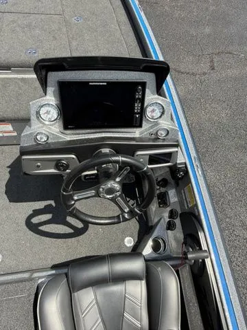 Slide: The Image of Nitro Z21 2021 - 6