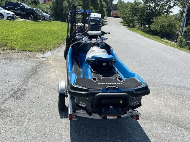 Slide: The Image of Sea-Doo GTX 2019 - 14