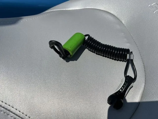 Slide: The Image of Sea-Doo GTX 2019 - 23