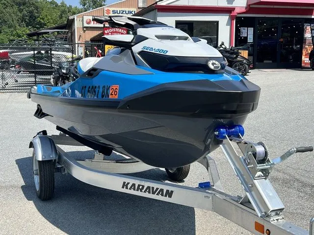 Slide: The Image of Sea-Doo GTX 2019 - 4