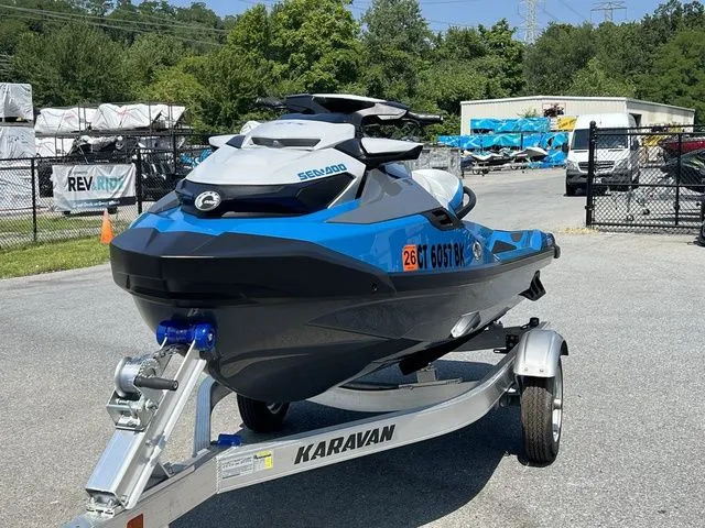 Slide: The Image of Sea-Doo GTX 2019 - 6