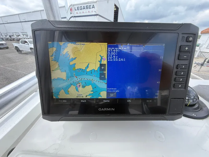 Slide: The Image of Parker 1801 Center Console 2022 - 11