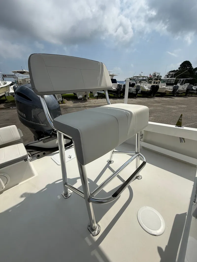 Slide: The Image of Parker 1801 Center Console 2022 - 20