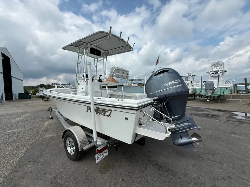 Slide: The Image of Parker 1801 Center Console 2022 - 3