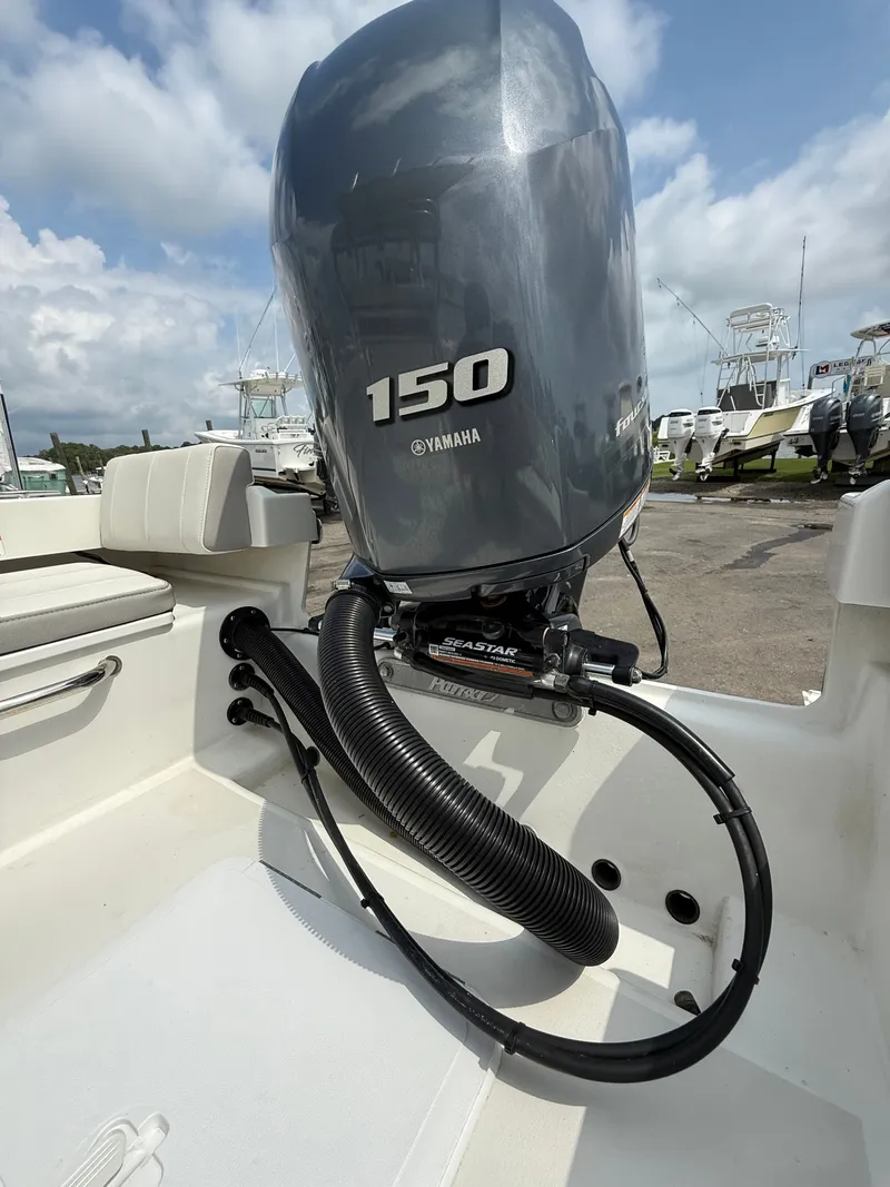 Slide: The Image of Parker 1801 Center Console 2022 - 9