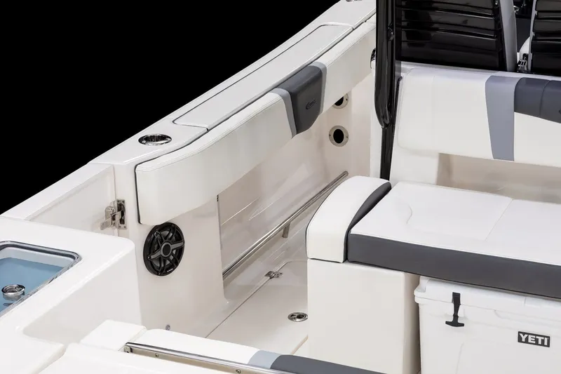 Slide: The Image of 2026 Robalo R300 8 - 8