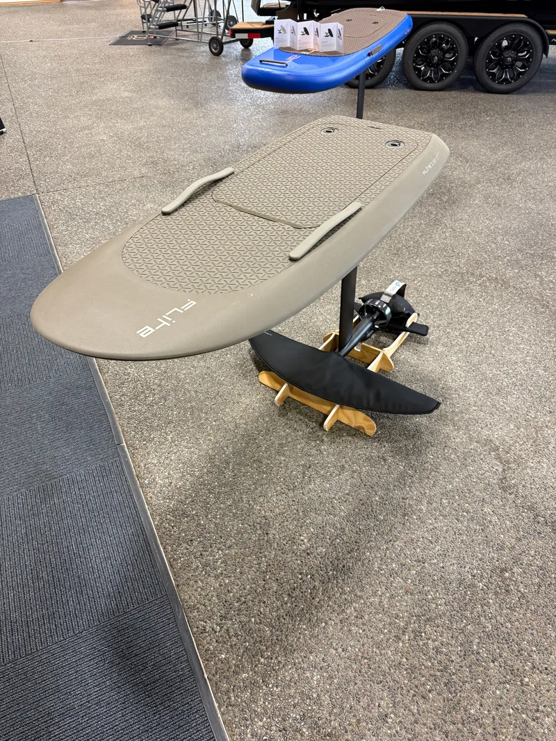 Slide: The Image of Flite Soft Top Pro 2025 - 1