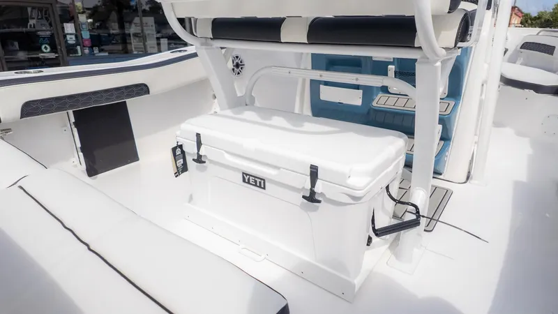 Slide: The Image of Tidewater 220 LXF 2026 - 11