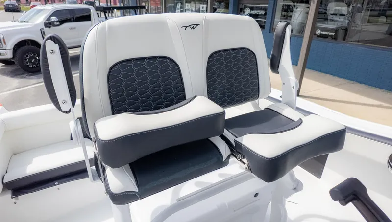 Slide: The Image of Tidewater 220 LXF 2026 - 17