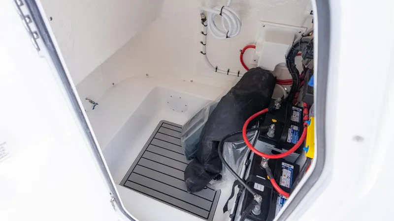 Slide: The Image of Tidewater 220 LXF 2026 - 27