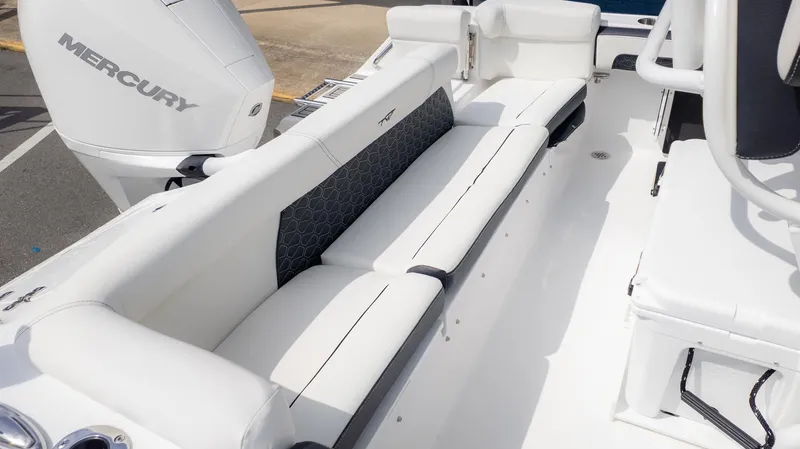 Slide: The Image of Tidewater 220 LXF 2026 - 8