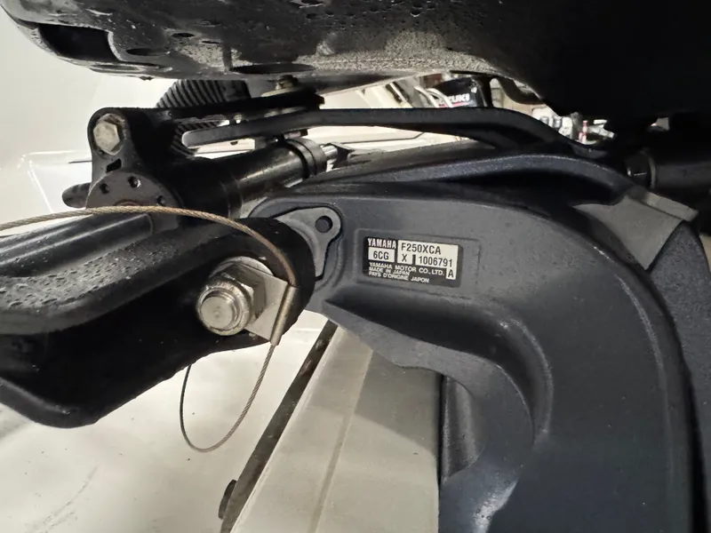 Slide: The Image of Sportsman Heritage 231 Center Console 2014 - 14