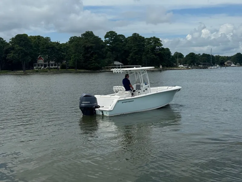 Slide: The Image of Sportsman Heritage 231 Center Console 2014 - 4