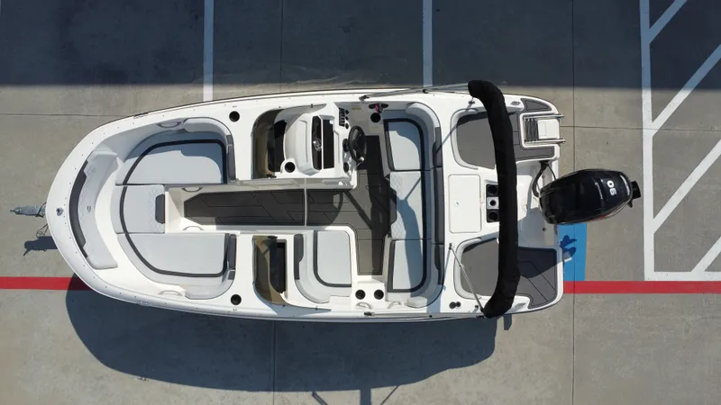 Slide: The Image of Bayliner 170EL 2025 - 19