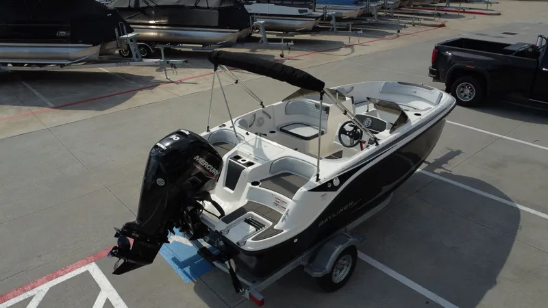 Slide: The Image of Bayliner 170EL 2024 - 11