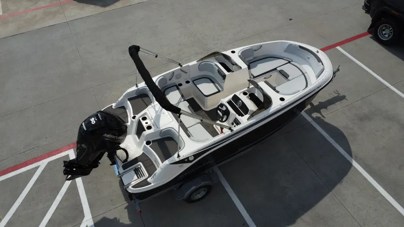 Slide: The Image of Bayliner 170EL 2024 - 19