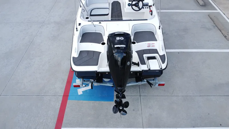 Slide: The Image of Bayliner 170EL 2024 - 24