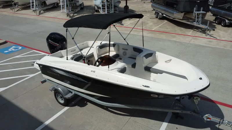 Slide: The Image of Bayliner E16LE 2025 - 13