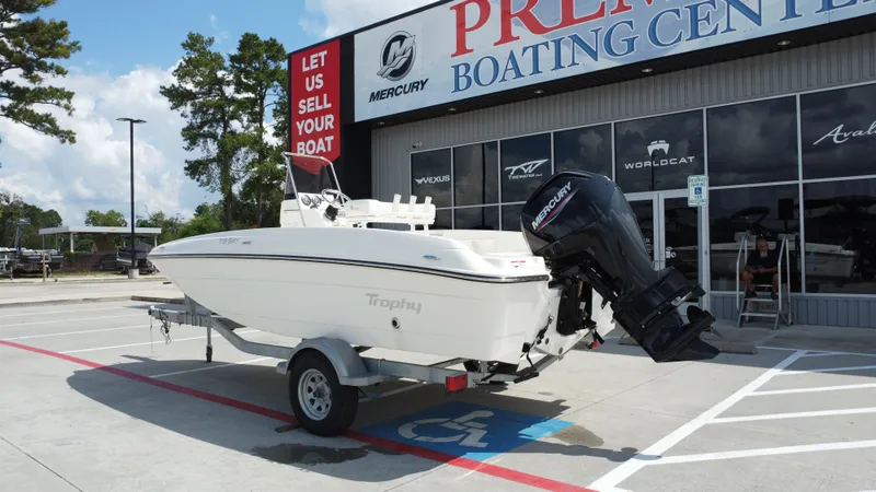 Slide: The Image of Bayliner T18LE 2025 - 5