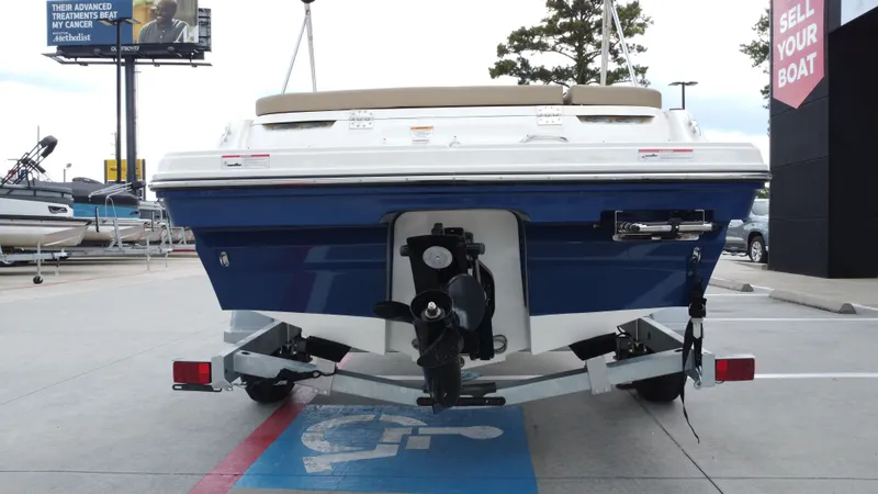 Slide: The Image of Bayliner VR4 2024 - 25