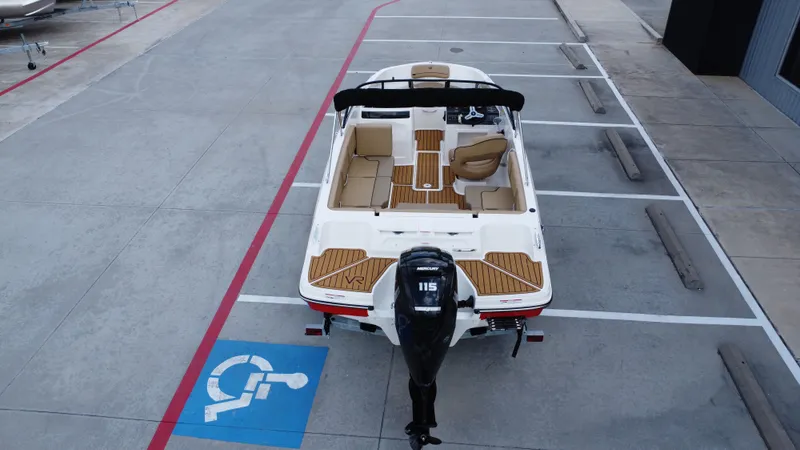 Slide: The Image of Bayliner VR4 Bowrider OB 2025 - 18
