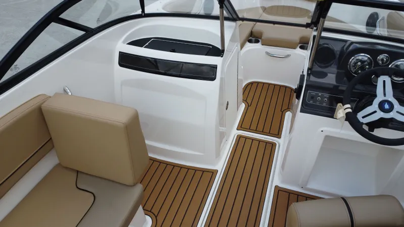 Slide: The Image of Bayliner VR4 Bowrider OB 2025 - 26