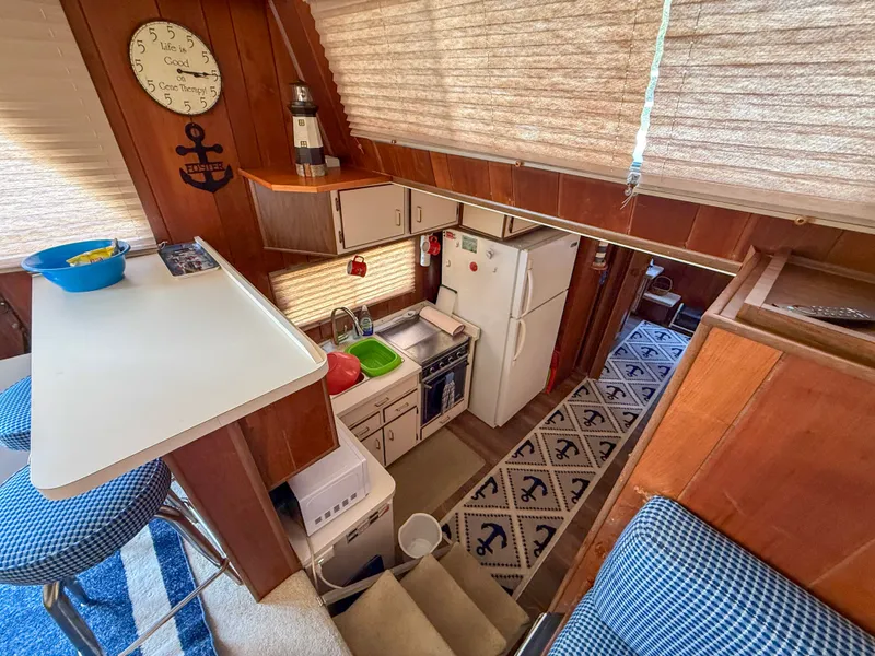 Slide: The Image of Gibson 41 Standard 1988 - 31