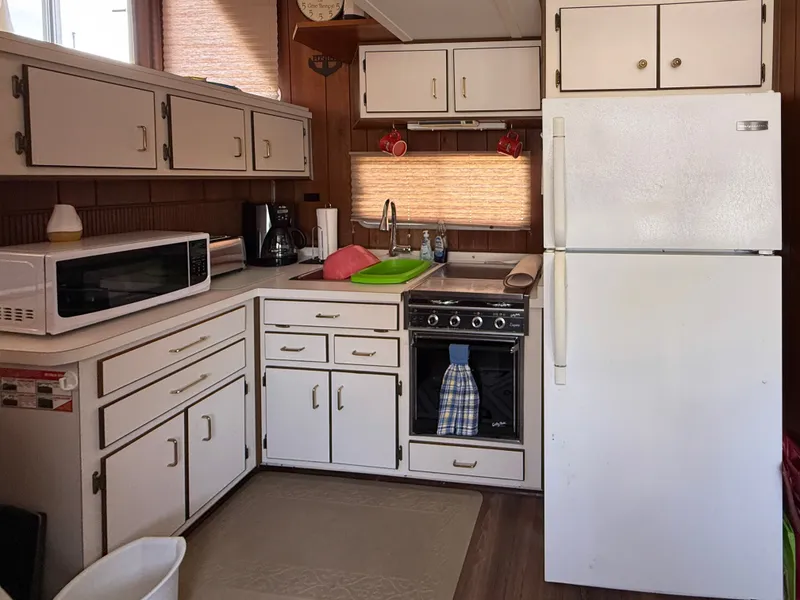 Slide: The Image of Gibson 41 Standard 1988 - 33