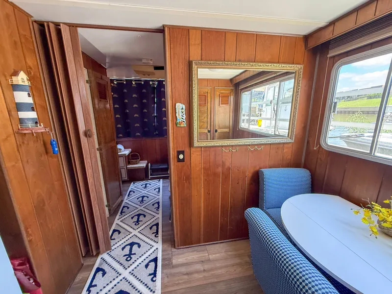 Slide: The Image of Gibson 41 Standard 1988 - 43