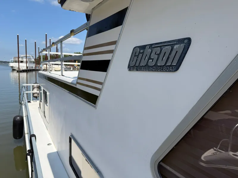 Slide: The Image of Gibson 41 Standard 1988 - 57