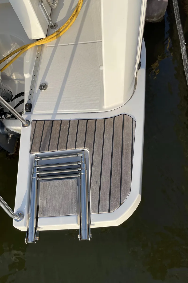 Slide: The Image of 2020 Jeanneau NC 895 swim platform with ladder and teak decking. - 14