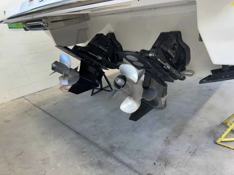 Slide: The Image of Formula 330 CBR 2018 - 5