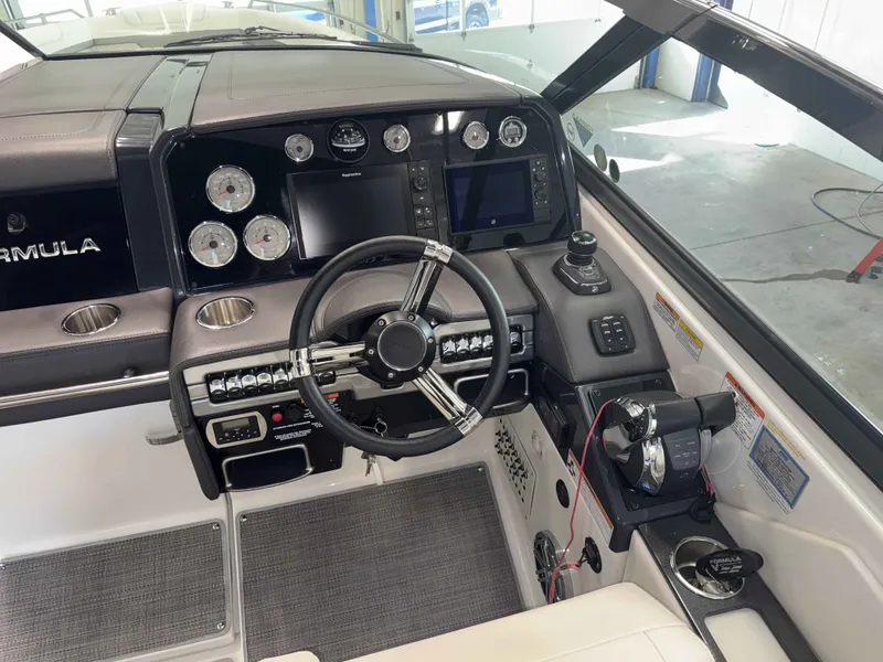 Slide: The Image of Formula 330 CBR 2018 - 8