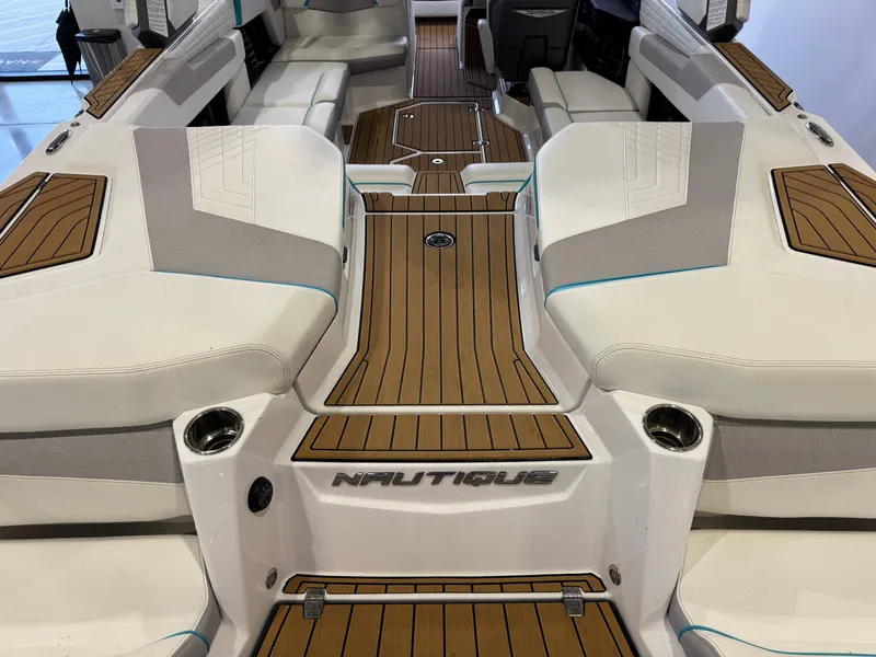 Slide: The Image of Nautique Super Air Nautique G23 2023 - 10