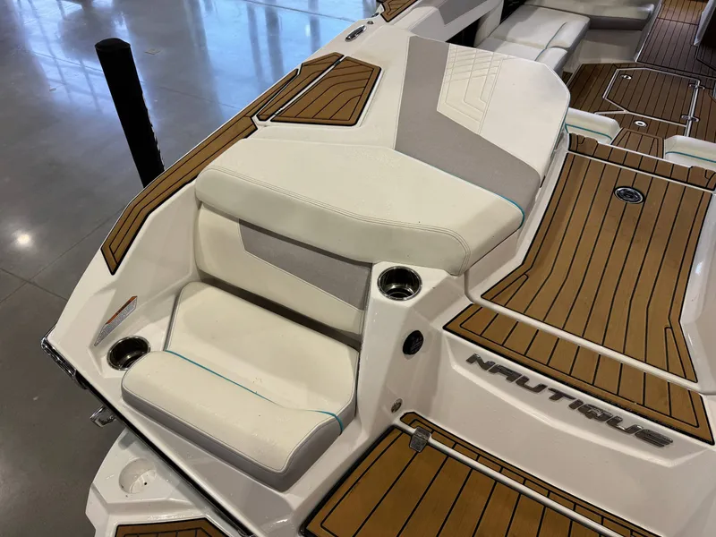 Slide: The Image of Nautique Super Air Nautique G23 2023 - 12