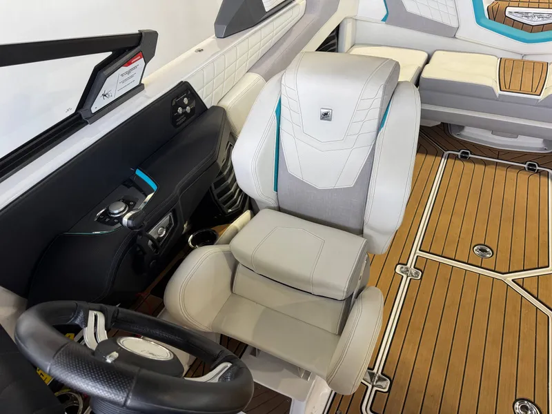 Slide: The Image of Nautique Super Air Nautique G23 2023 - 21