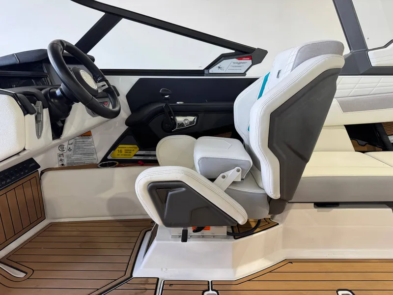 Slide: The Image of Nautique Super Air Nautique G23 2023 - 23