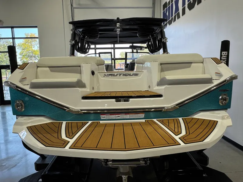 Slide: The Image of Nautique Super Air Nautique G23 2023 - 8
