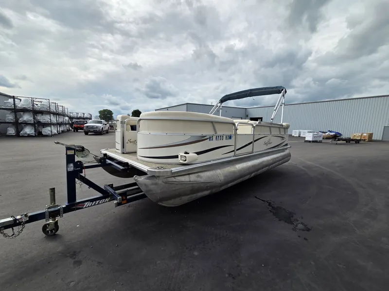 Slide: The Image of SunChaser 820 Cruise 2010 - 2