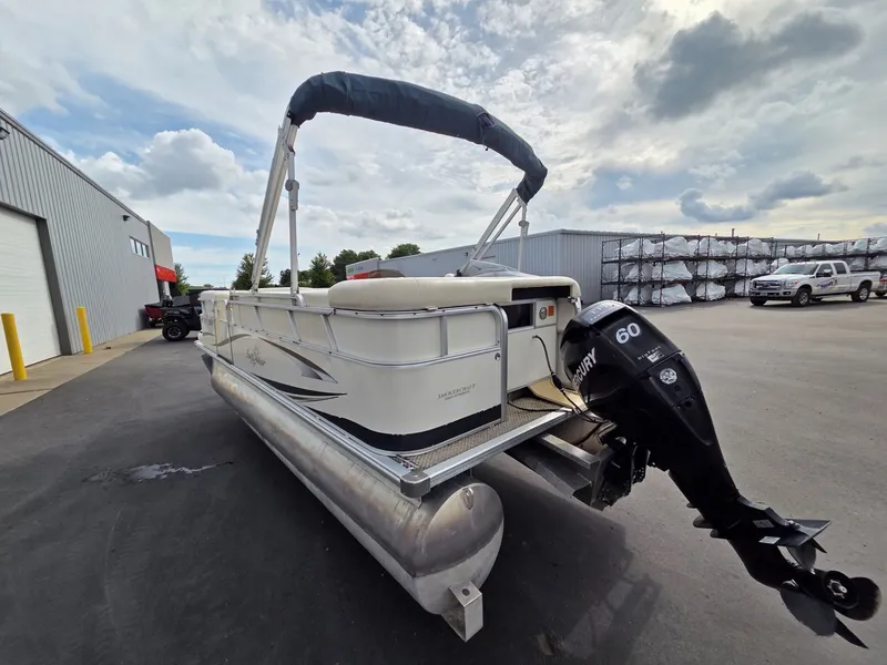 Slide: The Image of SunChaser 820 Cruise 2010 - 3