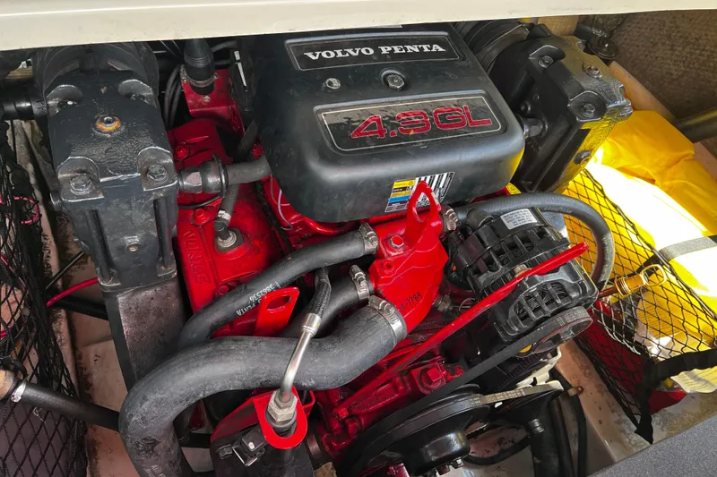 Slide: The Image of Volvo Penta 4.3GL engine in 2004 Glastron GX 185 boat, detailed view. - 12