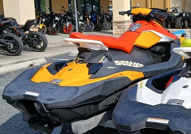 Slide: The Image of Sea-Doo Spark 3-Up Rotax 900 ACE CONV & Ibr With Au 2022 - 14
