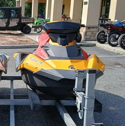 Slide: The Image of Sea-Doo Spark 3-Up Rotax 900 ACE CONV & Ibr With Au 2022 - 3