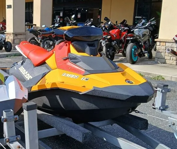 Slide: The Image of Sea-Doo Spark 3-Up Rotax 900 ACE CONV & Ibr With Au 2022 - 4