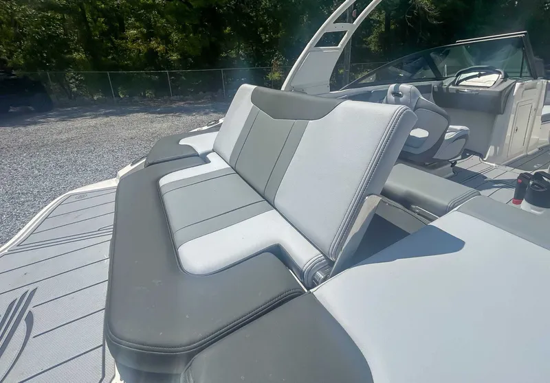 Slide: The Image of Chaparral 21 SSi 2026 - 11