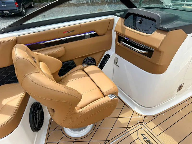 Slide: The Image of Chaparral GTS 6 2026 - 24