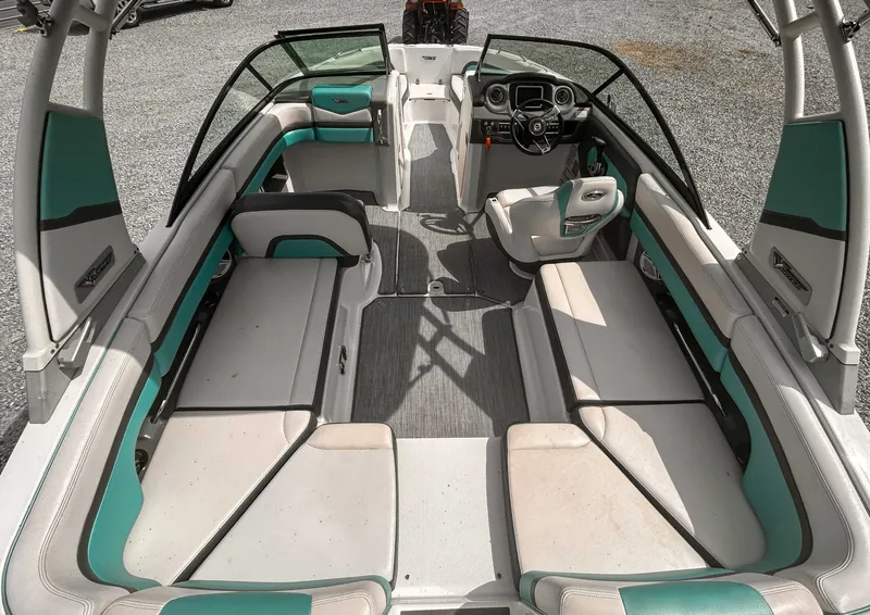 Slide: The Image of Chaparral Vortex 223 VRX 2016 - 9