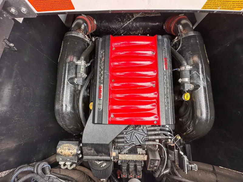 Slide: The Image of Malibu Wakesetter 22 MXZ 2014 - 19