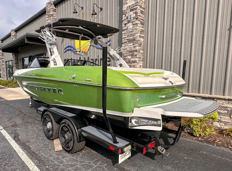 Slide: The Image of Malibu Wakesetter 22 MXZ 2014 - 5